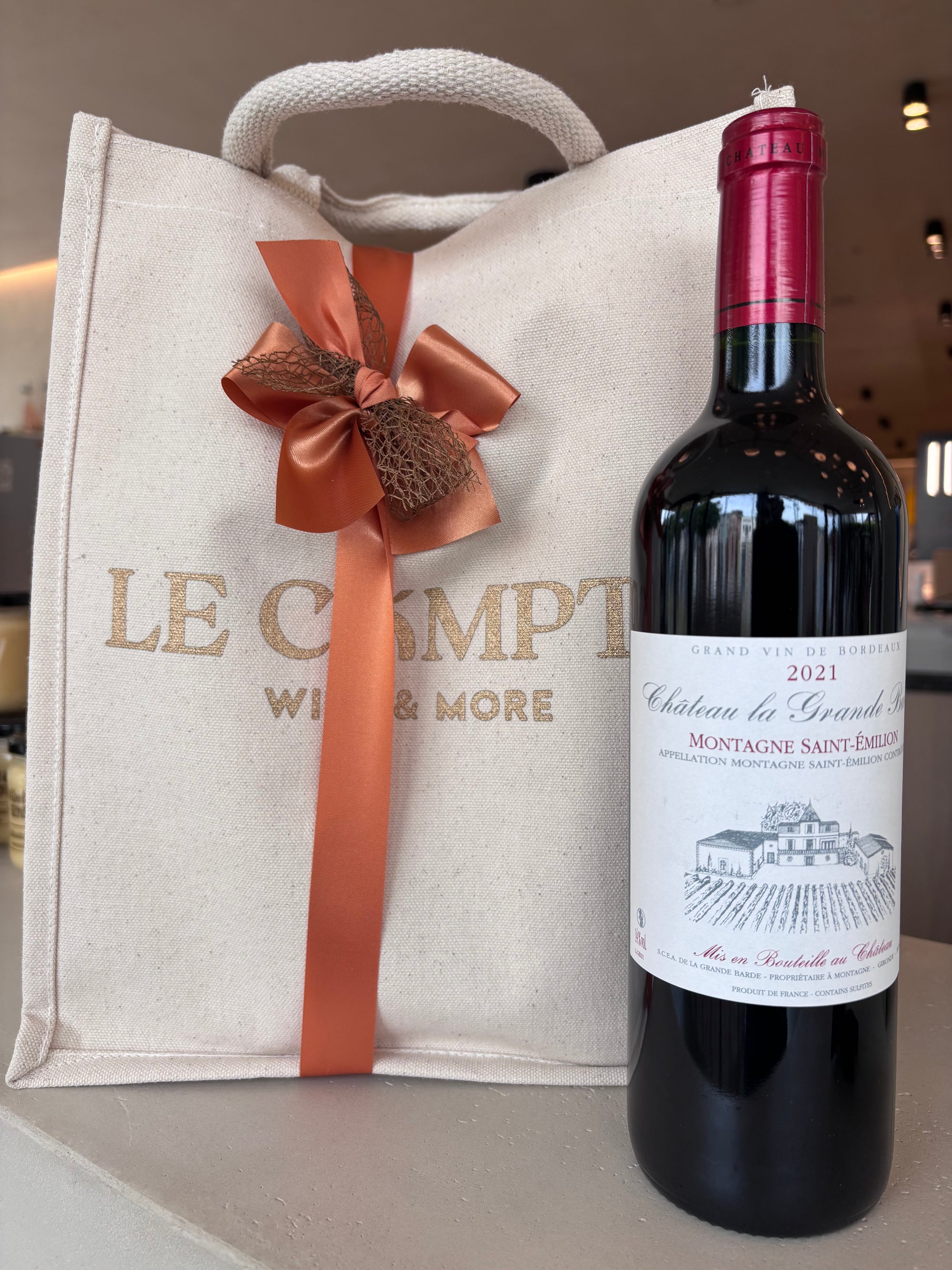 CHATEAU LA GRANDE BARDE  Montagne St Emilion - 2021 - 4 fles + 2 fles Gratis - Luxe wijnzak