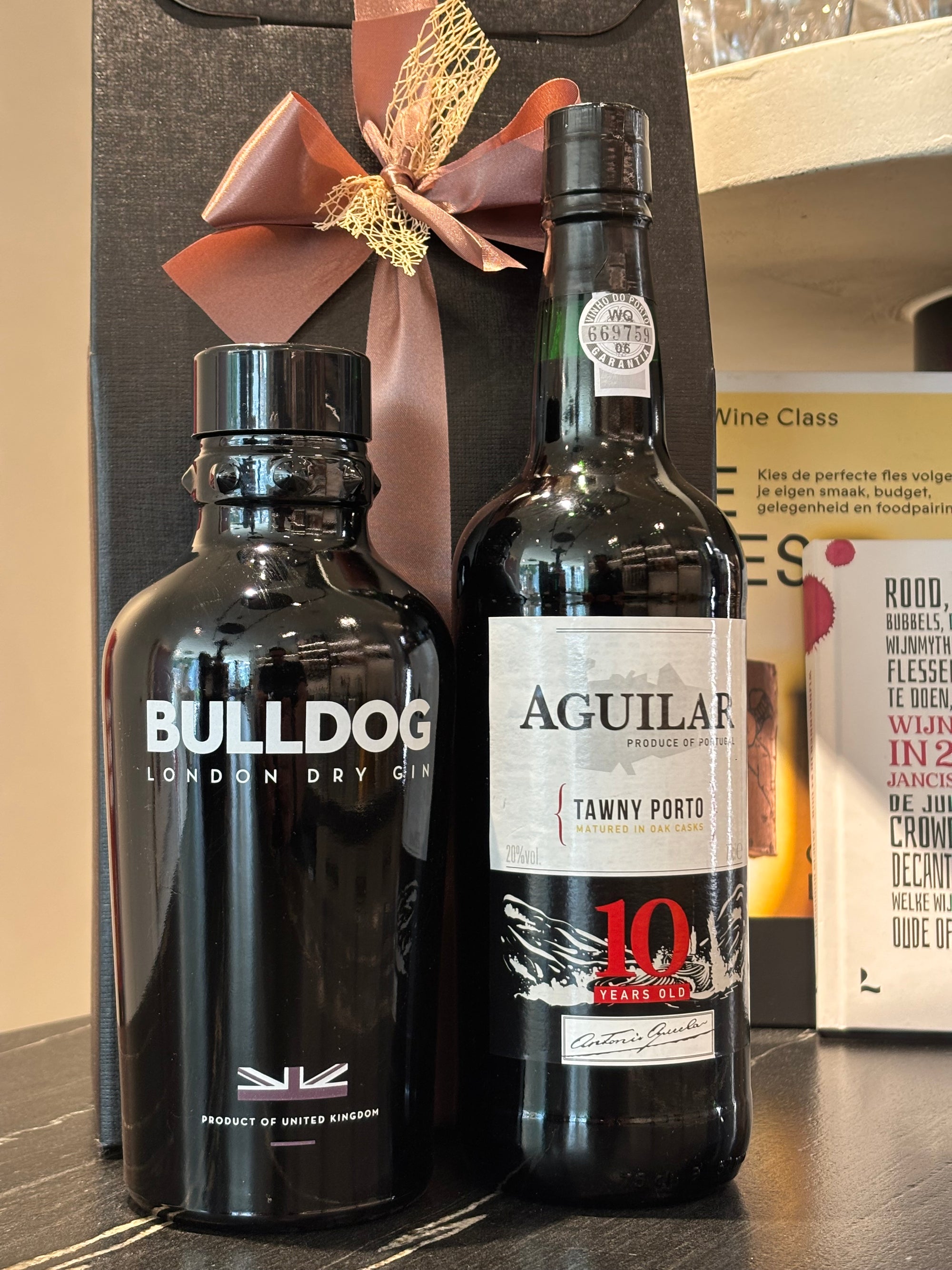 Bulldog Gin &amp; Port 10Y Aguilar (2fles)